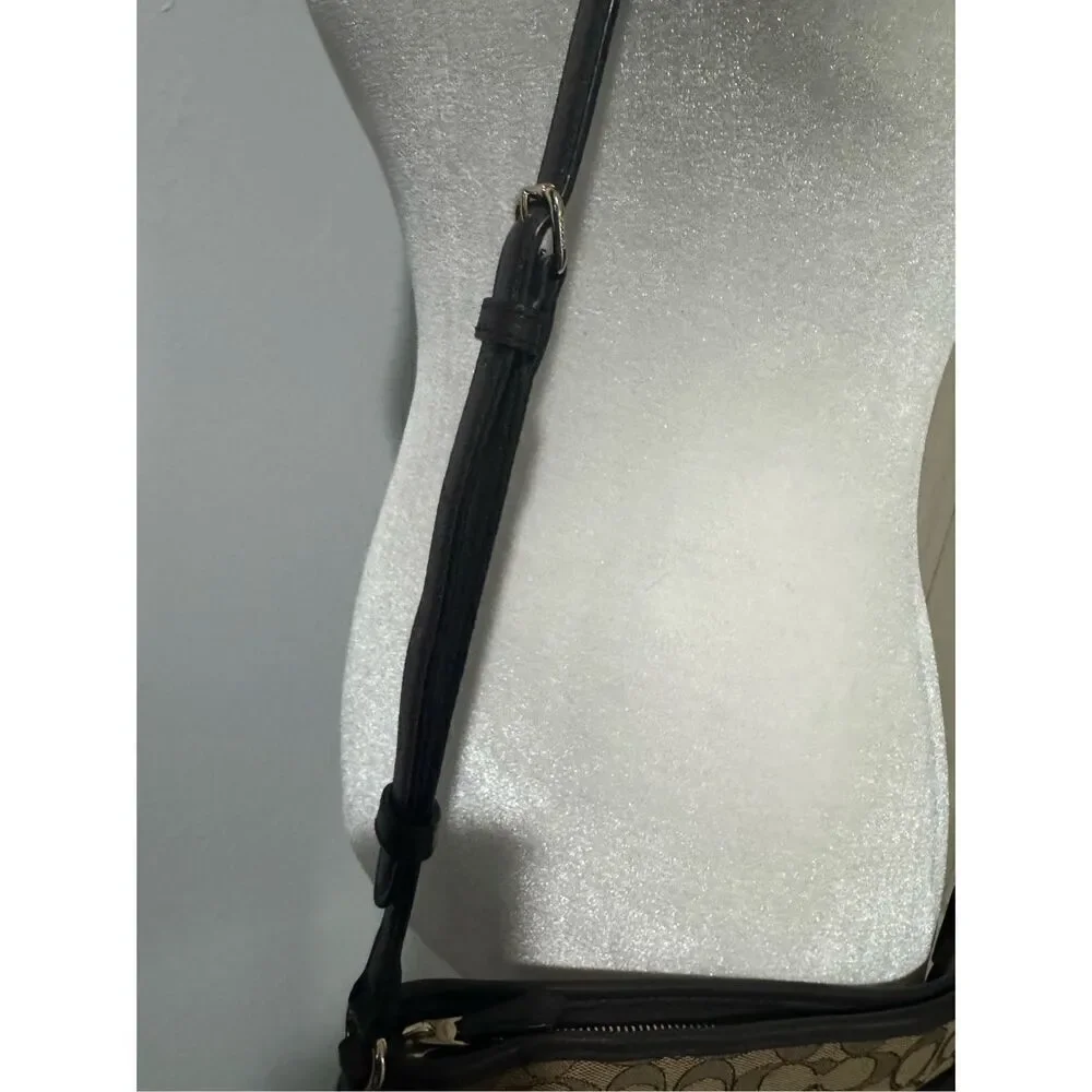 Coach signature crossbody